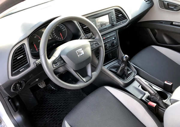 Seat Leon cena 33200 przebieg: 230000, rok produkcji 2016 z Wrocław małe 704